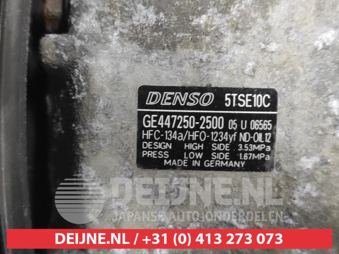 Luftkonditioneringspump från en Toyota Yaris III (P13) 1.5 16V Dual VVT-iE 2018