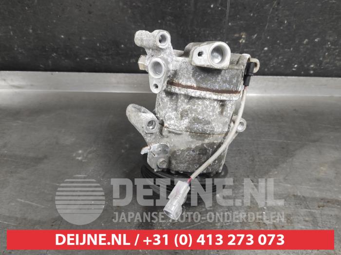 Luftkonditioneringspump från en Toyota Yaris III (P13) 1.5 16V Dual VVT-iE 2018