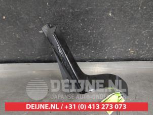 Gebruikte Achterschermlijst Kia Niro I (DE) 1.6 GDI Hybrid Prijs op aanvraag aangeboden door V.Deijne Jap.Auto-onderdelen BV