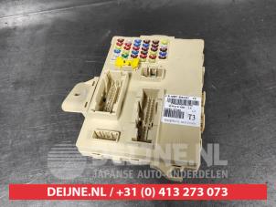 Begagnade Säkringsbox Kia Optima 2.0 CVVT Hybrid 16V Pris på förfrågan erbjuds av V.Deijne Jap.Auto-onderdelen BV