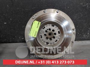 Gebruikte Vliegwiel Nissan Navara (D40) 2.5 dCi 16V 4x4 Prijs € 150,00 Margeregeling aangeboden door V.Deijne Jap.Auto-onderdelen BV