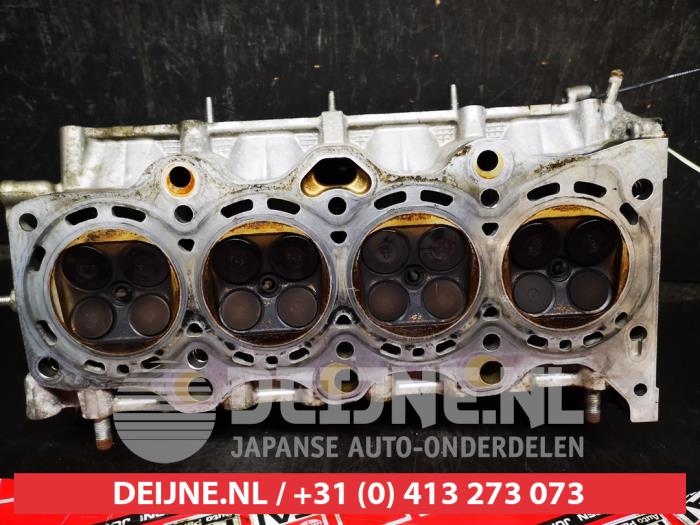 Cilinderkop van een Suzuki Swift (ZA/ZC/ZD1/2/3/9) 1.6 Sport VVT 16V 2006