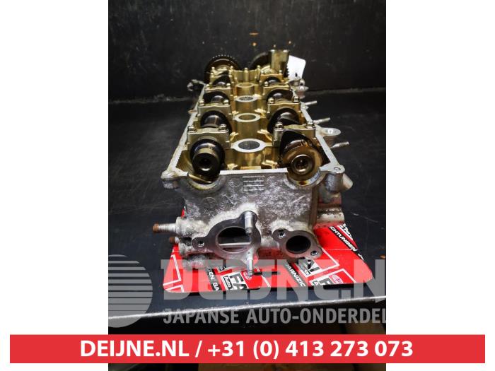 Cilinderkop van een Suzuki Swift (ZA/ZC/ZD1/2/3/9) 1.6 Sport VVT 16V 2006