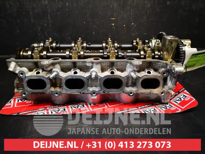 Cilinderkop van een Suzuki Swift (ZA/ZC/ZD1/2/3/9) 1.6 Sport VVT 16V 2006