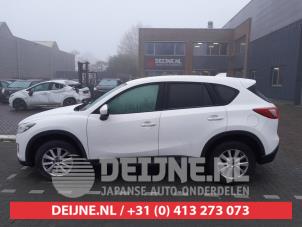 Gebruikte Ruit Extra 4Deurs links-achter Mazda CX-5 I (KE,GH) 2.0 SkyActiv-G 16V 2WD Prijs € 45,00 Margeregeling aangeboden door V.Deijne Jap.Auto-onderdelen BV