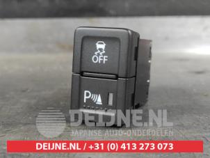 Begagnade ESP-brytare Suzuki Vitara (LY/MY) 1.4 S Turbo 16V AllGrip Pris på förfrågan erbjuds av V.Deijne Jap.Auto-onderdelen BV
