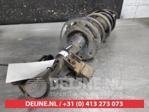 Używane Amortyzator lewy przód Mazda CX-3 (DJ/DK) 2.0 SkyActiv-G 120 Cena € 150,00 Procedura marży oferowane przez V.Deijne Jap.Auto-onderdelen BV