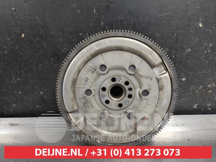 Svänghjul från en Nissan Qashqai (J11) 1.3 DIG-T 140 16V 2019