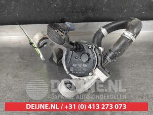 Gebruikte Extra waterpomp Hyundai Tucson (NX) 1.6 T-GDI HEV Prijs op aanvraag aangeboden door V.Deijne Jap.Auto-onderdelen BV