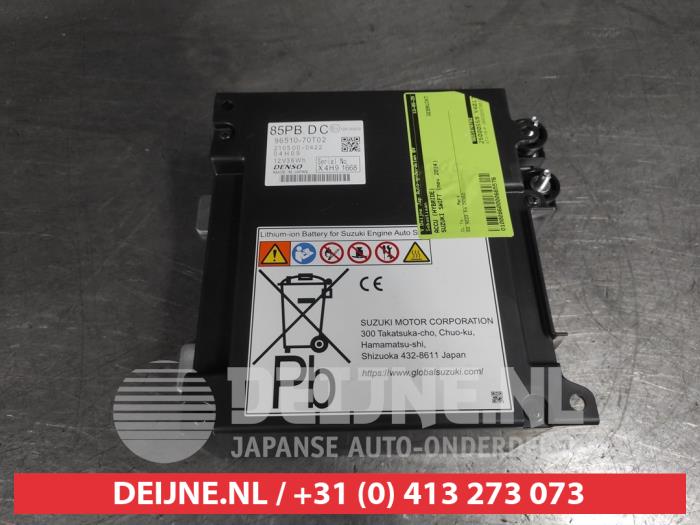 Batteri (hybrid) från en Suzuki Swift (ZCE/ZDE) 1.2 VVT 12V Hybrid 2024