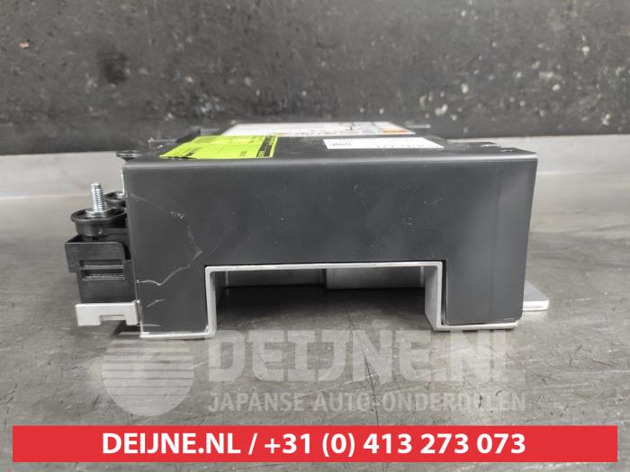 Batteri (hybrid) från en Suzuki Swift (ZCE/ZDE) 1.2 VVT 12V Hybrid 2024