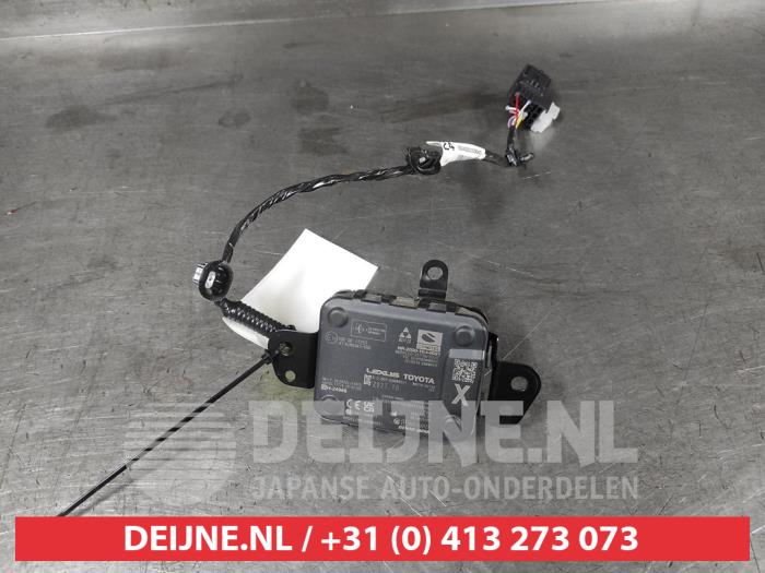 Adaptiv farthållare, sensor (avstånd) från en Toyota Yaris IV (P21/PA1/PH1) 1.5 12V Hybrid 115 2024