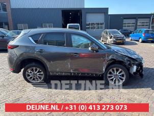 Gebruikte Ruit Extra 4Deurs rechts-achter Mazda CX-5 II (KF) 2.0 SkyActiv-G 165 16V 2WD Prijs € 50,00 Margeregeling aangeboden door V.Deijne Jap.Auto-onderdelen BV