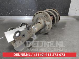 Gebruikte Mac Phersonpoot links-voor Lexus CT 200h 1.8 16V Prijs € 75,00 Margeregeling aangeboden door V.Deijne Jap.Auto-onderdelen BV