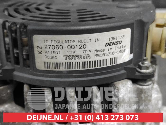 Dynamo van een Toyota Aygo (B10) 1.0 12V VVT-i 2011