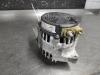 Dynamo van een Toyota Aygo (B10) 1.0 12V VVT-i 2011