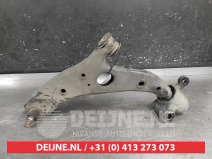 Gebruikte Draagarm onder links-voor Mazda CX-5 II (KF) 2.0 SkyActiv-G 165 16V 2WD Prijs € 75,00 Margeregeling aangeboden door V.Deijne Jap.Auto-onderdelen BV