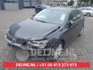 Begagnade Skärmspegel, vänster Lexus CT 200h 1.8 16V Pris på förfrågan erbjuds av V.Deijne Jap.Auto-onderdelen BV