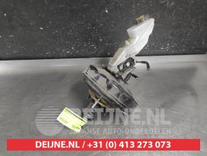 Gebruikte Rembekrachtiger Mazda 3 (BM/BN) 2.0 SkyActiv-G 16V Prijs € 100,00 Margeregeling aangeboden door V.Deijne Jap.Auto-onderdelen BV