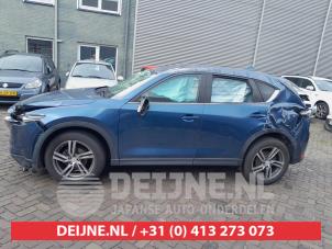 Gebruikte Ruit Extra 4Deurs links-achter Mazda CX-5 II (KF) 2.0 SkyActiv-G 165 16V 2WD Prijs € 50,00 Margeregeling aangeboden door V.Deijne Jap.Auto-onderdelen BV