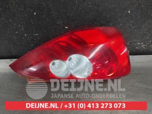 Gebruikte Achterlicht rechts Mazda 5 (CR19) 2.0 CiDT 16V High Power Prijs € 50,00 Margeregeling aangeboden door V.Deijne Jap.Auto-onderdelen BV