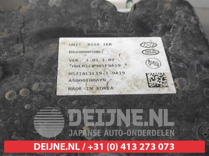 Bromsservo från en Kia Niro I (DE) E-Niro 64 kWh 2021