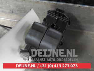 Begagnade Flerfunktionsbrytare, fönster Toyota Aygo X 1.0 12V VVT-i Pris på förfrågan erbjuds av V.Deijne Jap.Auto-onderdelen BV