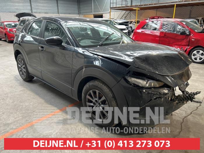 Skärmspegel, höger från en Mazda CX-30 (DM) 2.0 e-SkyActiv-G 122 16V 2021