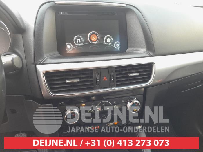 Värmekontrollpanel från en Mazda CX-5 I (KE,GH) 2.0 SkyActiv-G 16V 2WD 2016