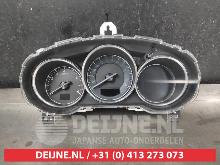 Vägmätare KM från en Mazda CX-5 I (KE,GH) 2.0 SkyActiv-G 16V 2WD 2016