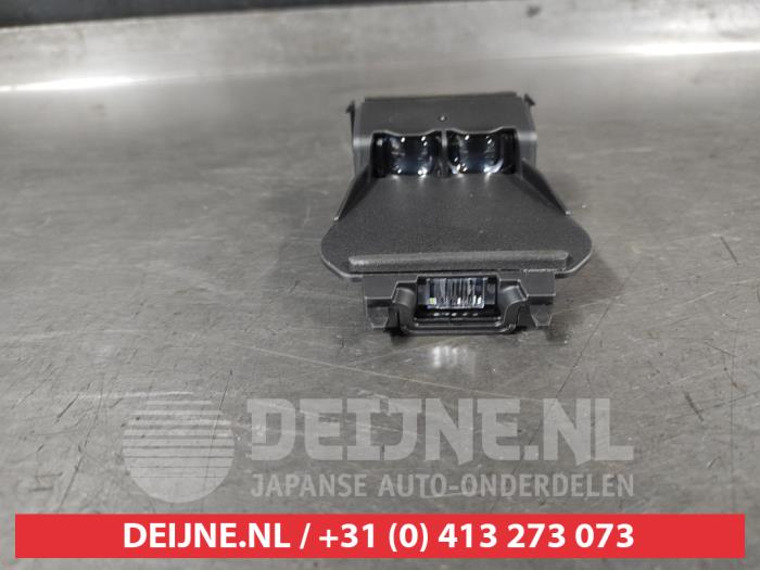 Radarsensor från en Mazda CX-5 I (KE,GH) 2.0 SkyActiv-G 16V 2WD 2016