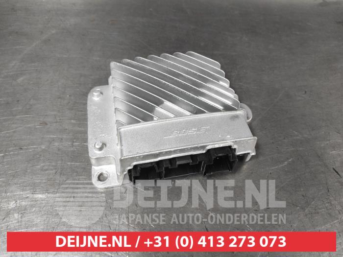 Radioförstärkare från en Mazda CX-5 I (KE,GH) 2.0 SkyActiv-G 16V 2WD 2016