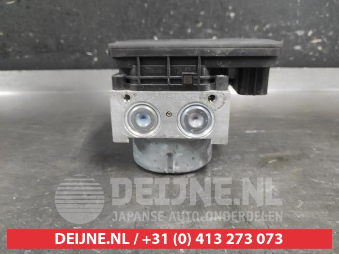 ABS-pump från en Mazda CX-5 I (KE,GH) 2.0 SkyActiv-G 16V 2WD 2016
