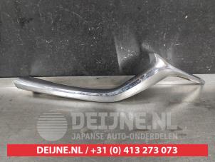 Gebruikte Grille Lijst Mazda CX-5 II (KF) 2.0 SkyActiv-G 165 16V 2WD Prijs op aanvraag aangeboden door V.Deijne Jap.Auto-onderdelen BV