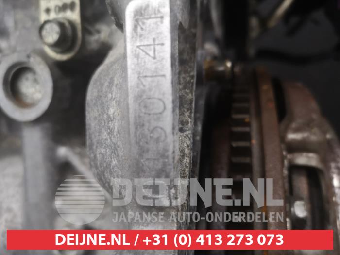 Motor från en Toyota Yaris II (P9) 1.33 16V Dual VVT-I 2010