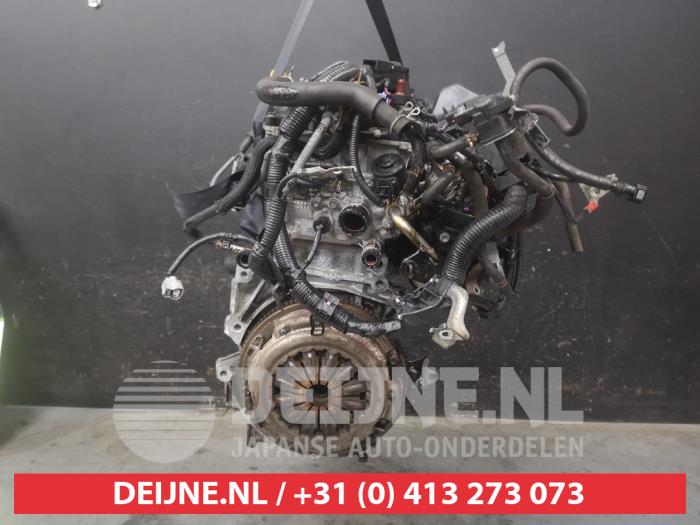 Motor från en Toyota Yaris II (P9) 1.33 16V Dual VVT-I 2010