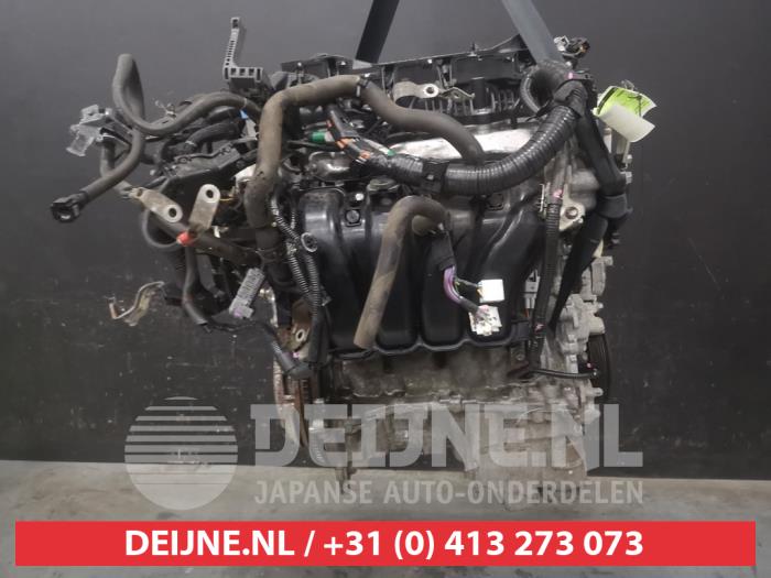 Motor från en Toyota Yaris II (P9) 1.33 16V Dual VVT-I 2010