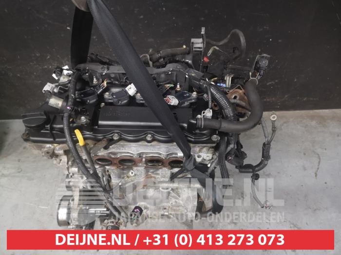 Motor från en Toyota Yaris II (P9) 1.33 16V Dual VVT-I 2010