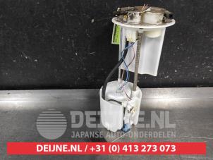 Begagnade Elektrisk bränslepump Toyota Yaris II (P9) 1.33 16V Dual VVT-I Pris € 75,00 Marginaltabell erbjuds av V.Deijne Jap.Auto-onderdelen BV
