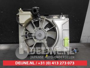 Begagnade Kylare Toyota Yaris II (P9) 1.33 16V Dual VVT-I Pris på förfrågan erbjuds av V.Deijne Jap.Auto-onderdelen BV