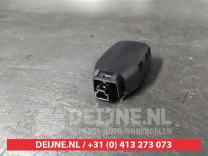 Begagnade Regnsensor Mazda CX-5 II (KF) 2.0 SkyActiv-G 165 16V 2WD Pris på förfrågan erbjuds av V.Deijne Jap.Auto-onderdelen BV