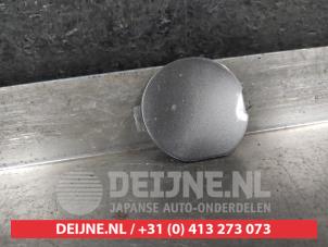 Gebruikte Afdekkap Sleepoog voor Mazda CX-5 II (KF) 2.0 SkyActiv-G 165 16V 2WD Prijs op aanvraag aangeboden door V.Deijne Jap.Auto-onderdelen BV