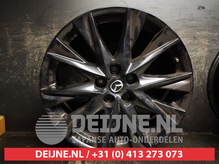 Hjul från en Mazda CX-5 I (KE,GH) 2.0 SkyActiv-G 16V 2WD 2016