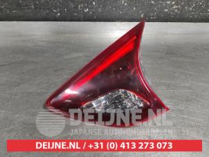 Gebruikte Reflector achterklep rechts Mazda CX-5 I (KE,GH) 2.0 SkyActiv-G 160 16V 4WD Prijs op aanvraag aangeboden door V.Deijne Jap.Auto-onderdelen BV