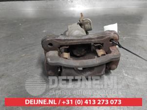 Gebruikte Remklauw (Tang) links-achter Hyundai i10 (F5) 1.1i 12V Prijs op aanvraag aangeboden door V.Deijne Jap.Auto-onderdelen BV