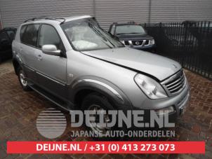 Begagnade Framdörr, 4-dörrars, höger Ssang Yong Rexton 2.7 Xdi RX/RJ 270 16V Pris € 100,00 Marginaltabell erbjuds av V.Deijne Jap.Auto-onderdelen BV