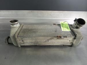 Gebruikte Intercooler Hyundai i30 Crosswagon (WWH) 1.6 CRDi 16V VGT HP Prijs € 75,00 Margeregeling aangeboden door V.Deijne Jap.Auto-onderdelen BV