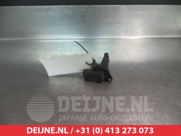 Luchthoeveelheidsmeter van een Mitsubishi Space Star (A0) 1.0 12V 2016