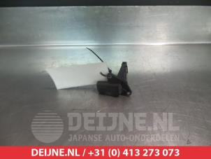 Gebruikte Luchthoeveelheidsmeter Mitsubishi Space Star (A0) 1.0 12V Prijs € 25,00 Margeregeling aangeboden door V.Deijne Jap.Auto-onderdelen BV