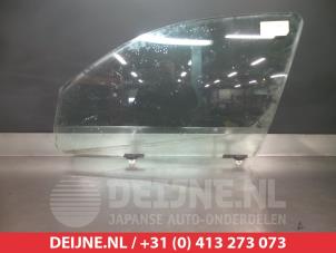 Gebruikte Portierruit 4Deurs links-voor Daihatsu YRV (M2) 1.0 12V DVVT STi Prijs op aanvraag aangeboden door V.Deijne Jap.Auto-onderdelen BV